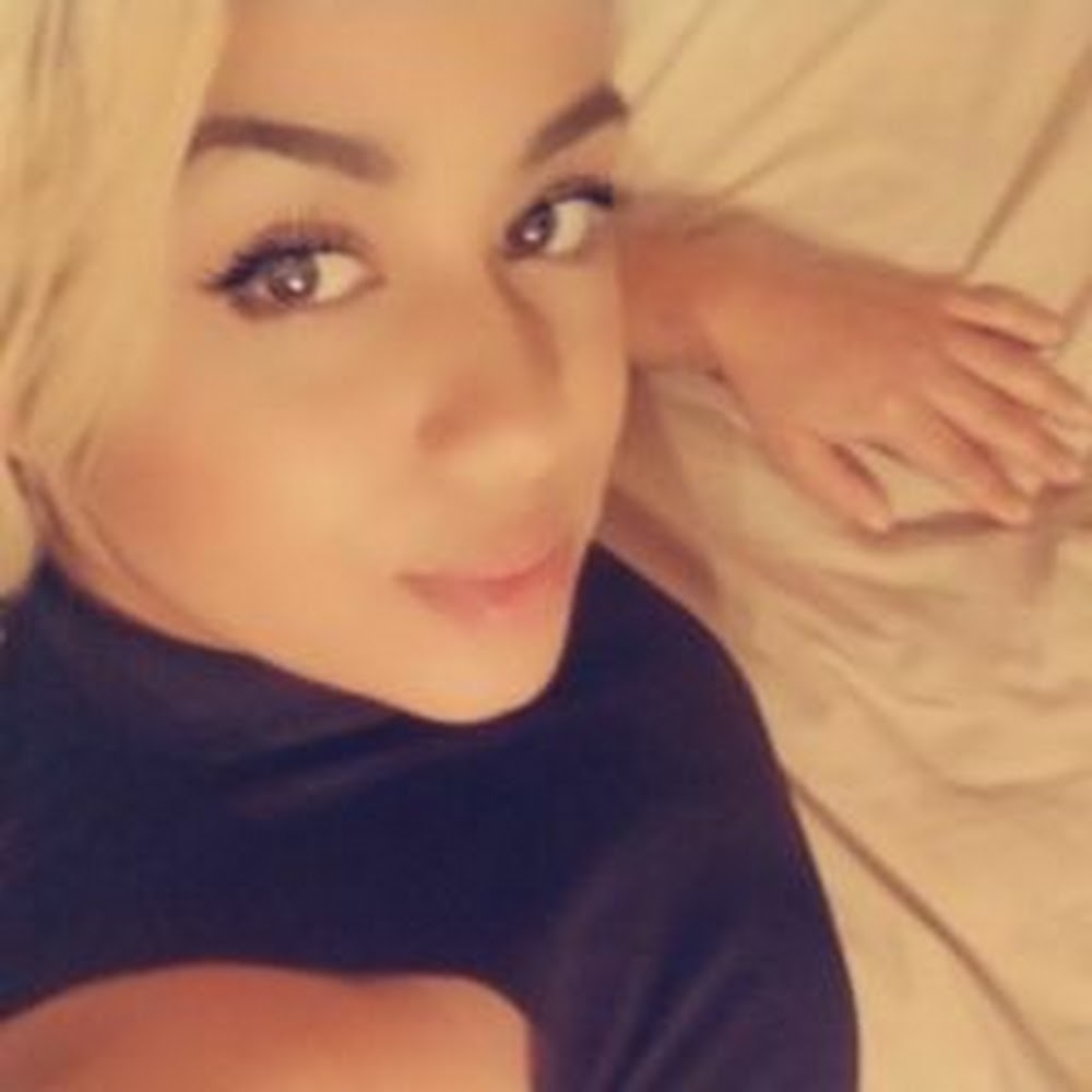 Meet your Posher, Elsa